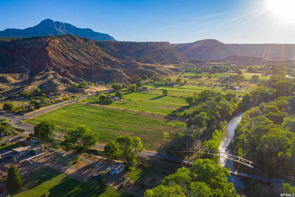 250 S BRIDGE RD Rockville, UT 84763