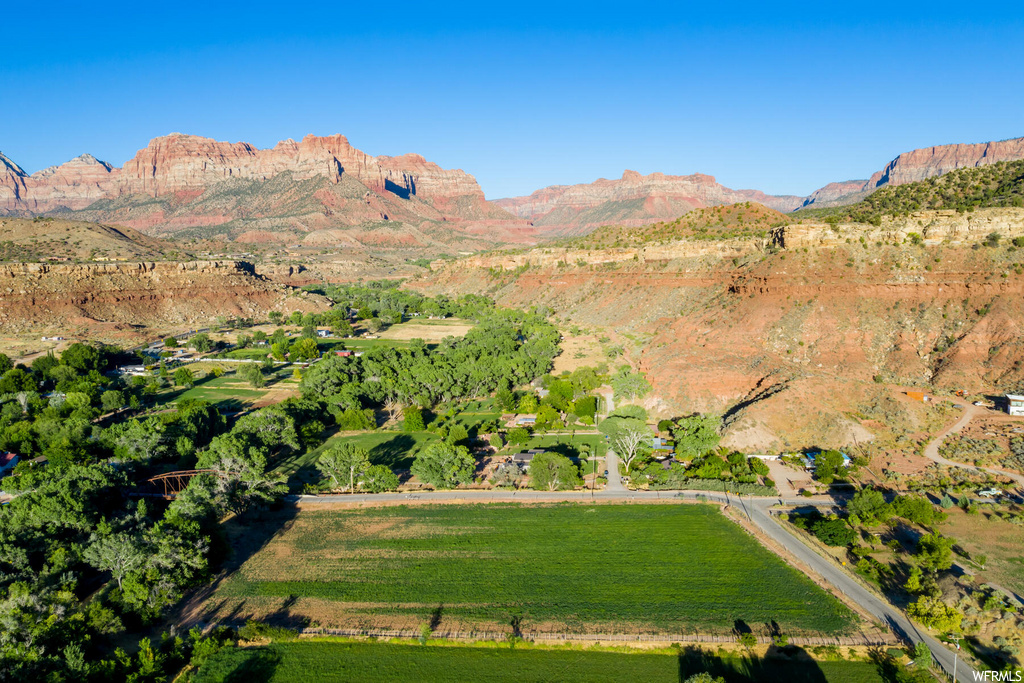 250 S BRIDGE RD Rockville, UT 84763