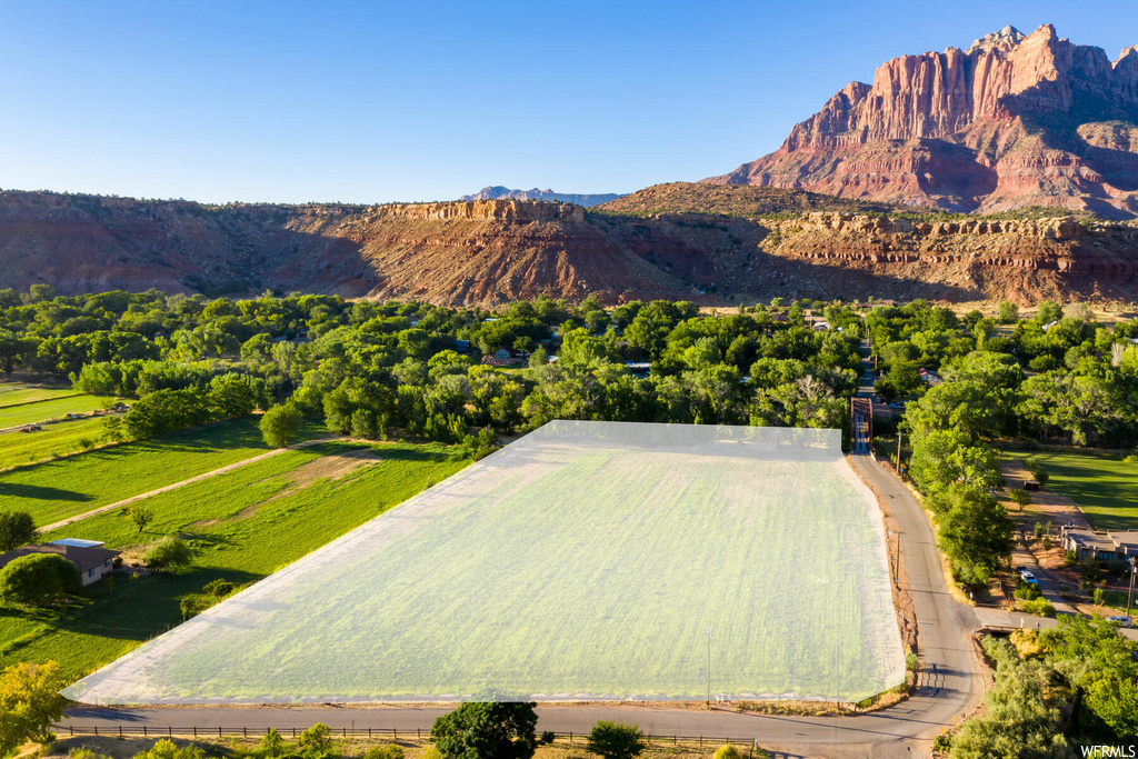 250 S BRIDGE RD Rockville, UT 84763