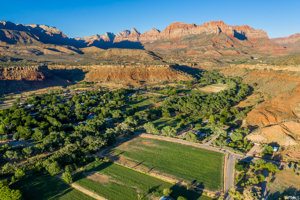 250 S BRIDGE RD Rockville, UT 84763