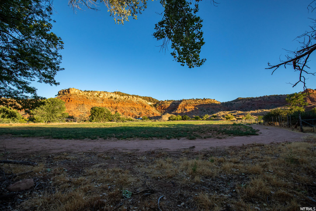 250 S BRIDGE RD Rockville, UT 84763