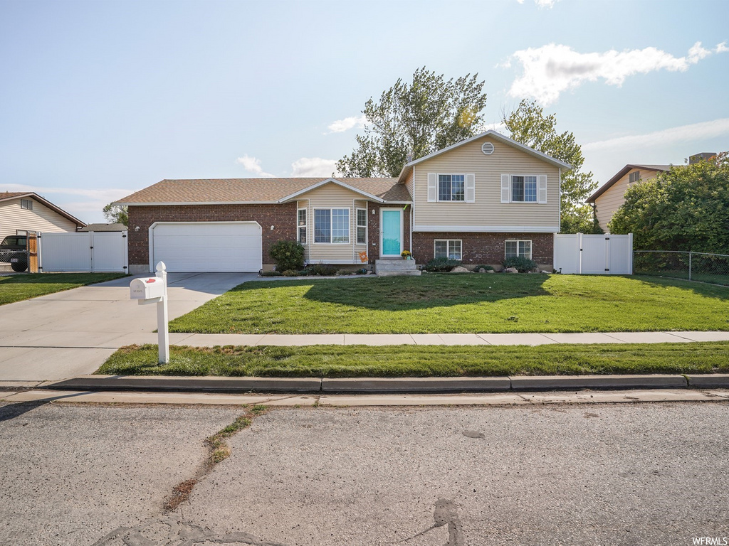 4846 S 3750 W, Roy, UT 84067