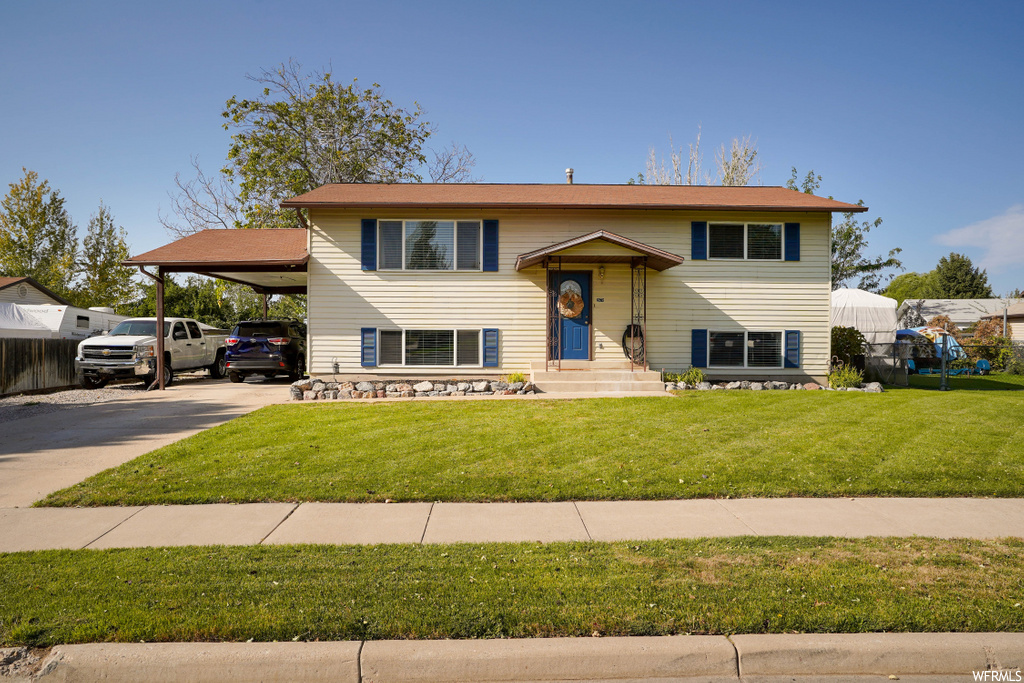 2678 W 1650 N, Clinton, UT 84015