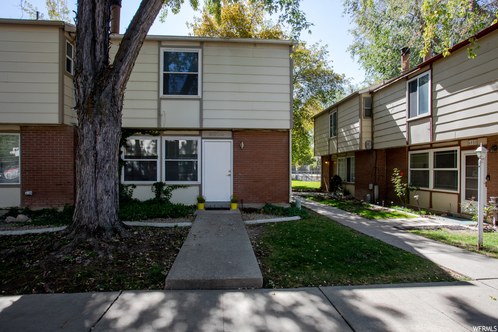 6056 S 2075 E, Holladay, UT 84121