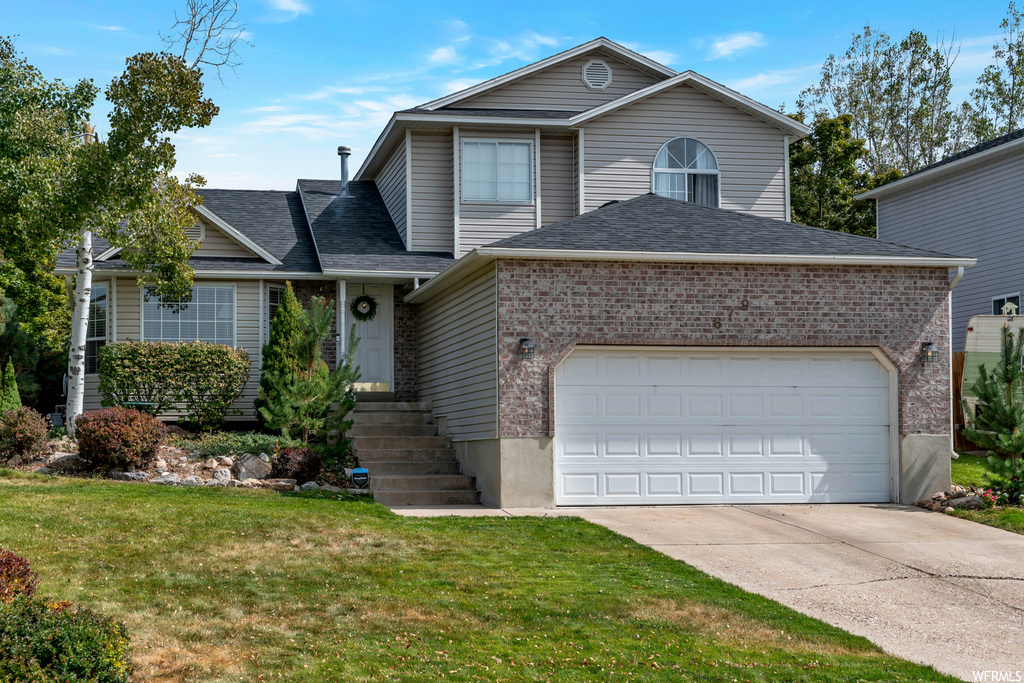 679 S Fox Run Dr, Layton, UT 84041