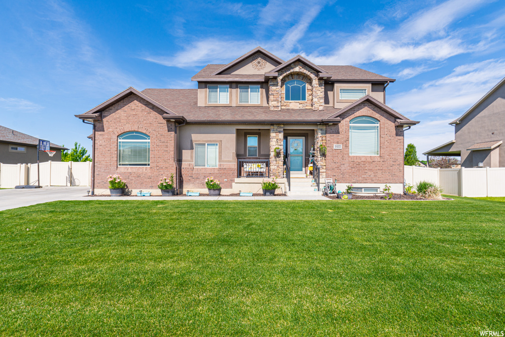 2413 N 2100 W, Clinton, UT 84015