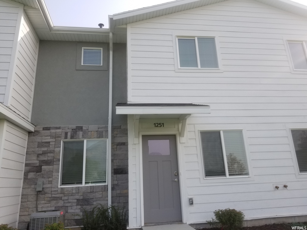 1251 N 450 E, Ogden, UT 84404