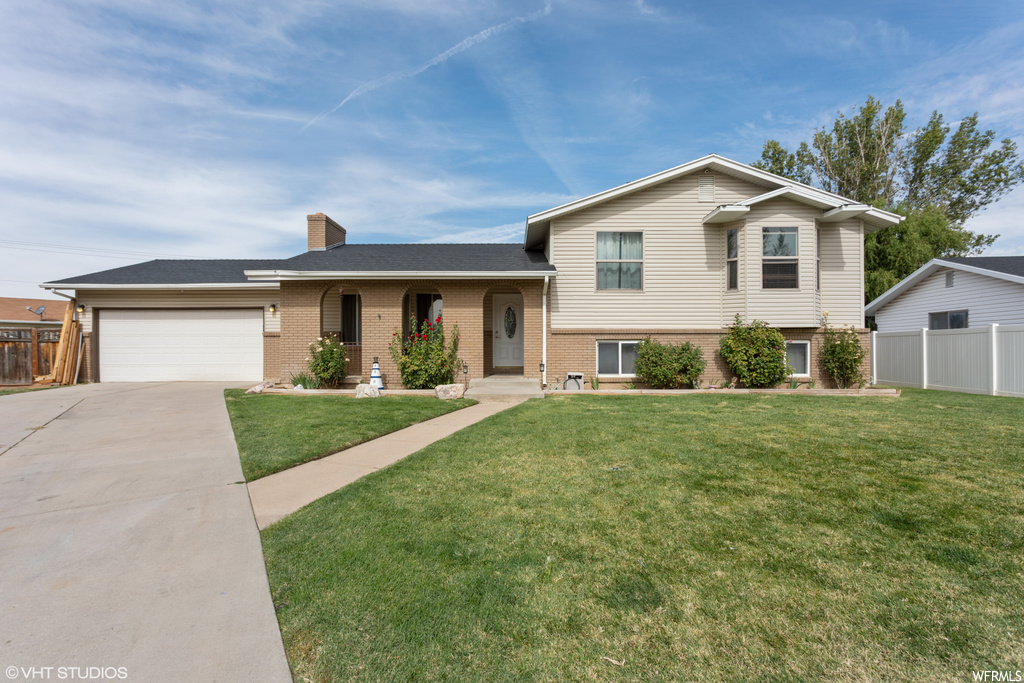 3048 W 4325 S, Roy, UT 84067
