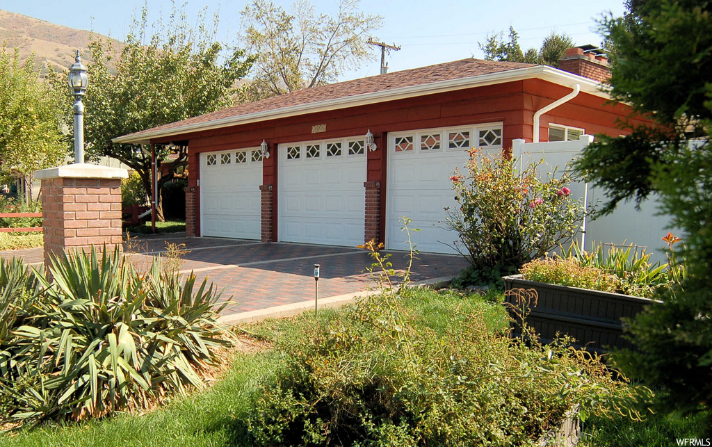 1436 E Waterfall Way S, Fruit Heights, UT 84037