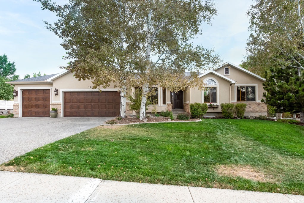 13702 S Hackamore Dr E, Draper, UT 84020