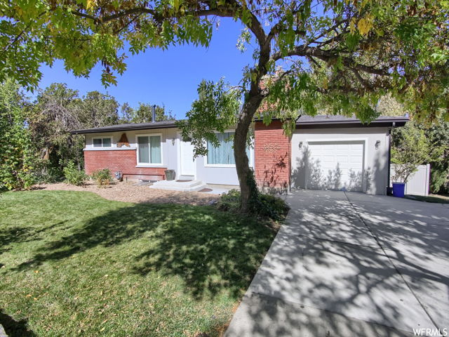 810 E Oak Dr, South Ogden, UT 84403