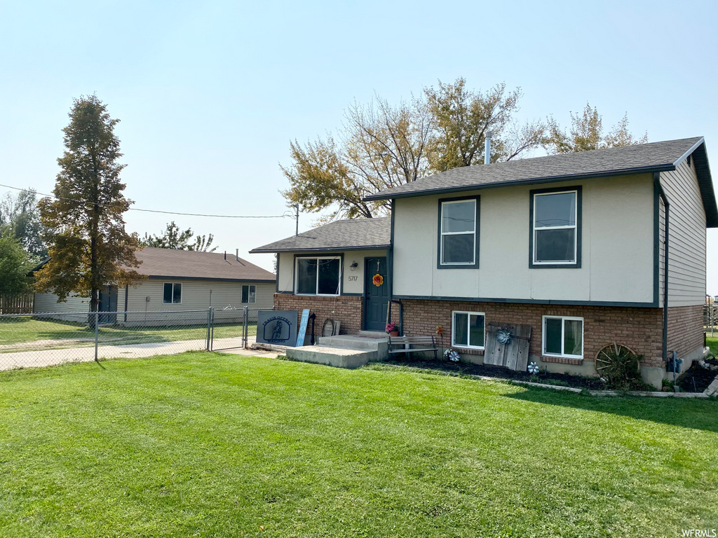 5717 S 7100 W, Hooper, UT 84315