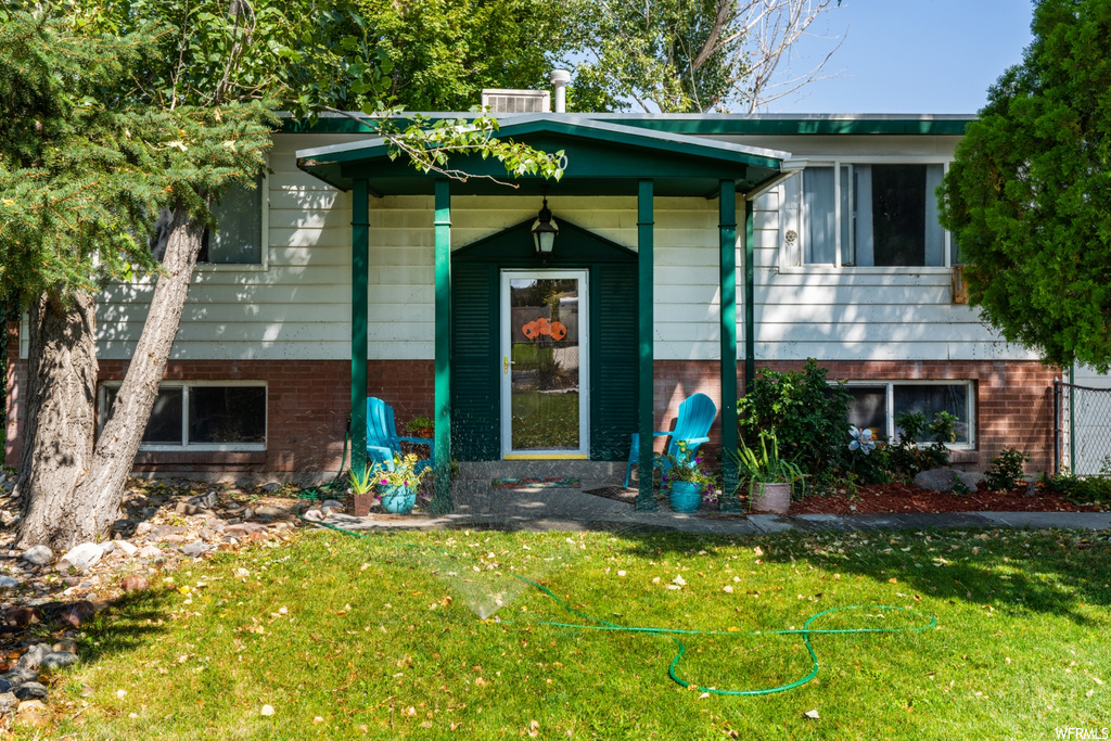4880 W Valley View Dr, West Valley City