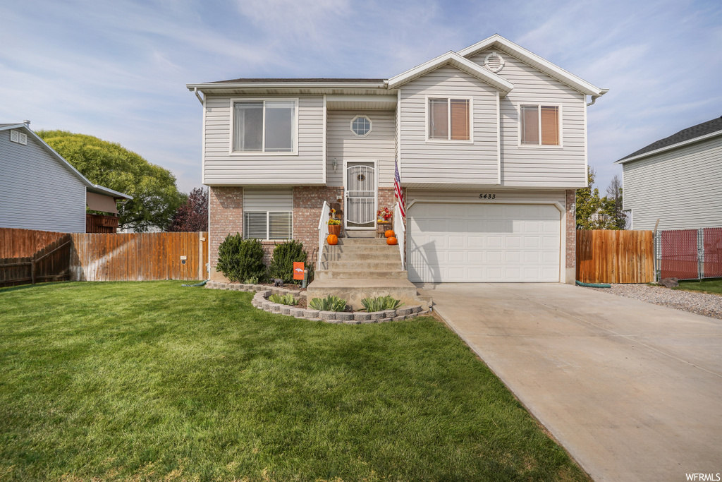 5433 S 4125 W, Roy, UT 84067