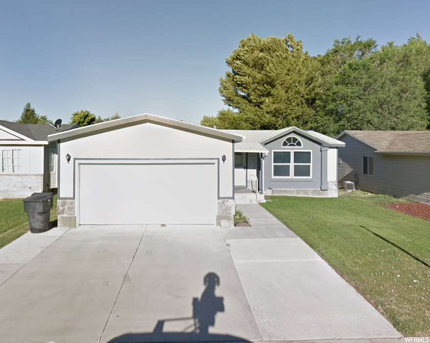 986 E Kylee Ln S, Ogden, UT 84404
