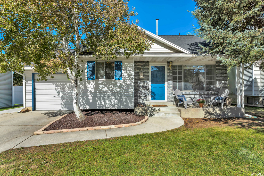 197 E Angel St, Sandy, UT 84070