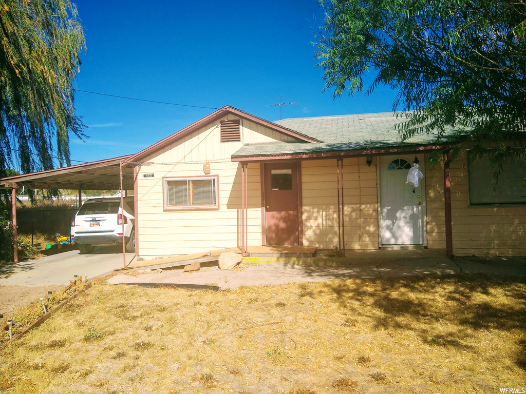 665 E Main St, Wellington, UT 84542