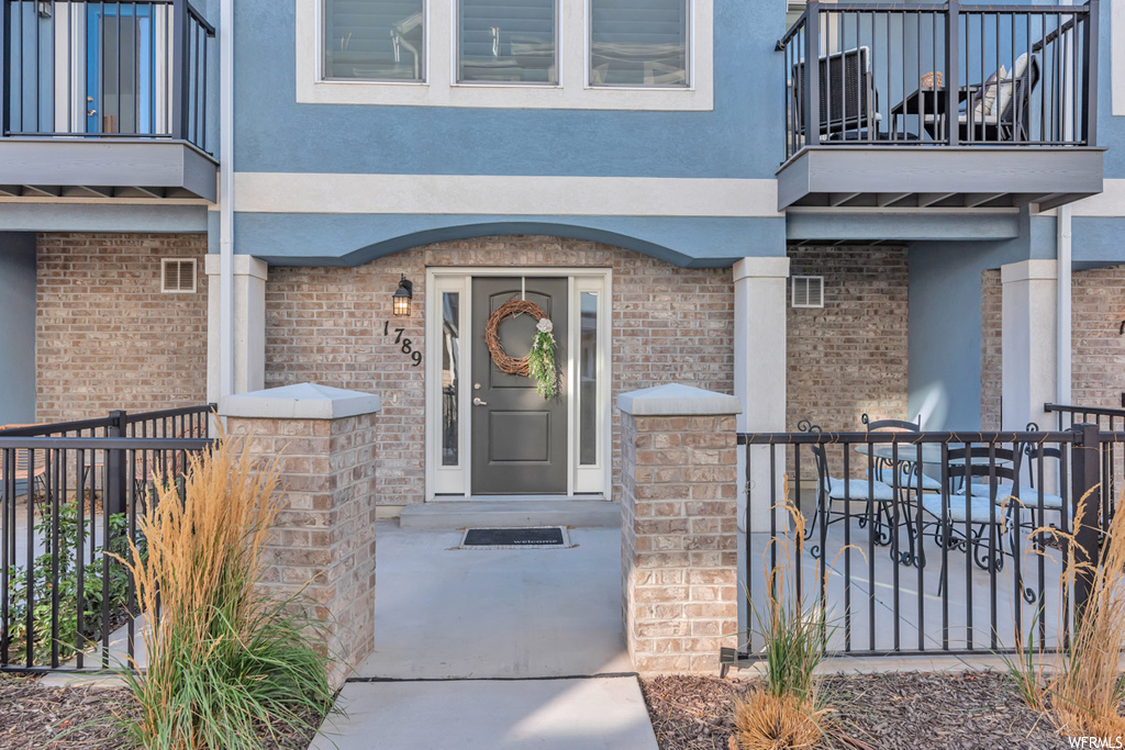 1789 W Torlundy Dr S, Riverton, UT 84065