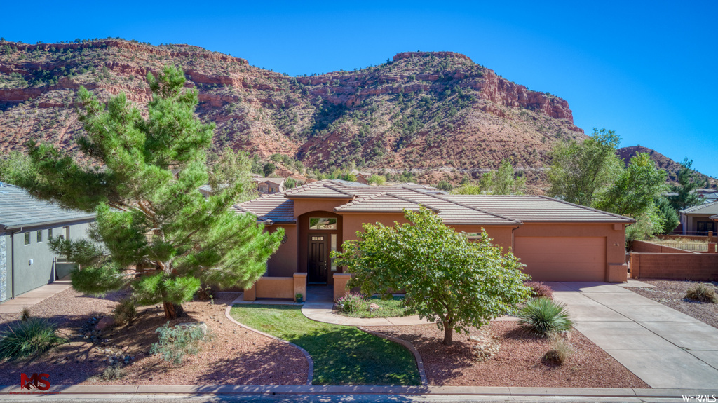 516 E Rainmaker Rd, Kanab, UT 84741