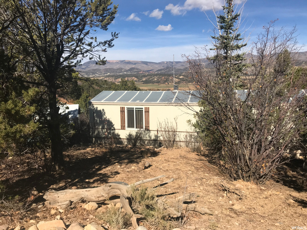 1002 Juniper Cir, Tabiona, UT 84072