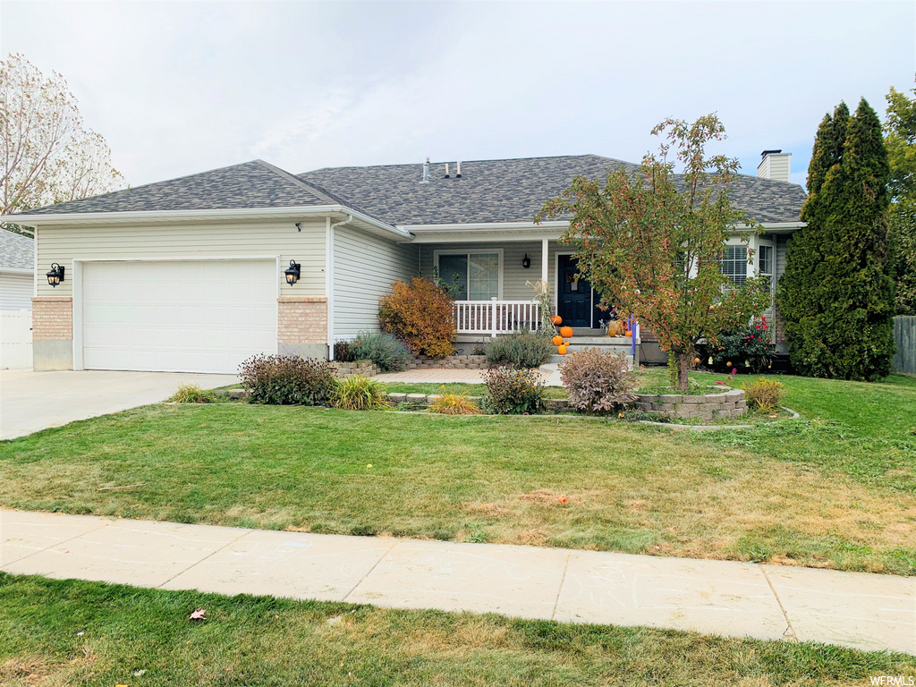 776 Country Clb, Stansbury Park, UT 84074