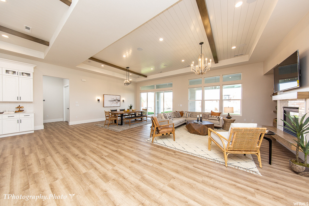 56 W ELINOR LN Washington, UT 84780