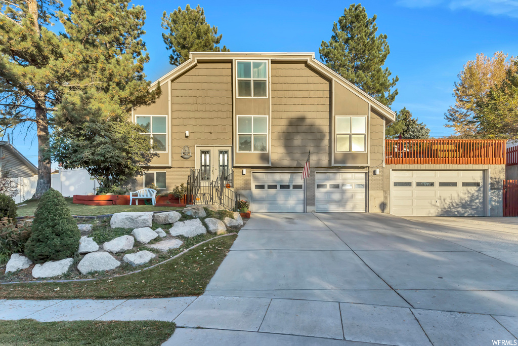 8809 S 1205 E, Sandy, UT 84094