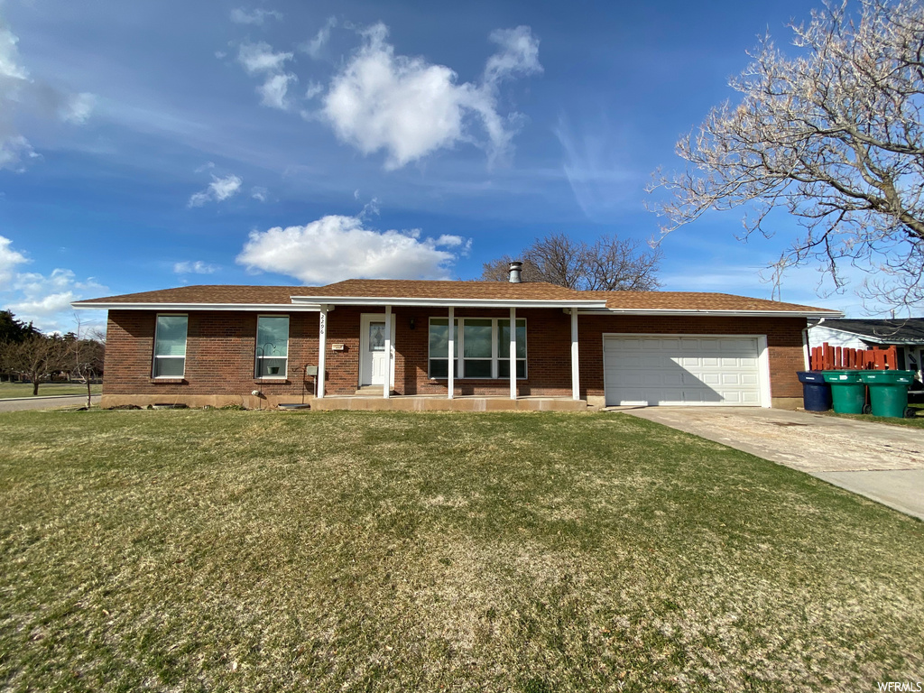 2296 W 5300 S, Roy, UT 84067