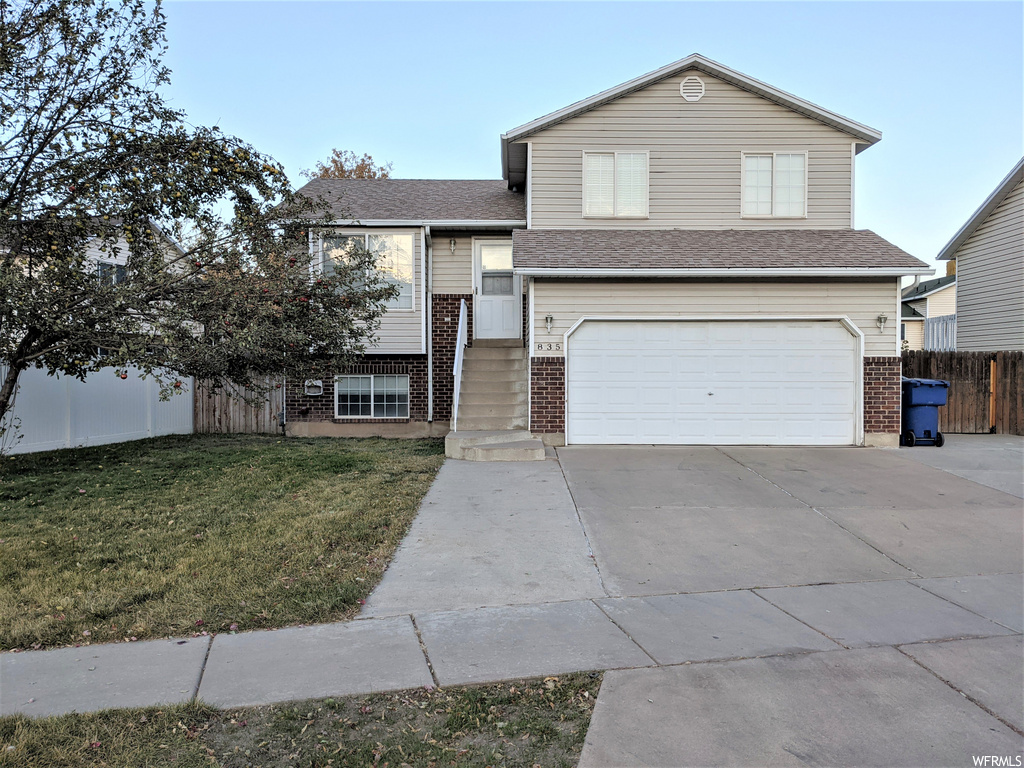 835 Meadow View Dr, Ogden, UT 84404
