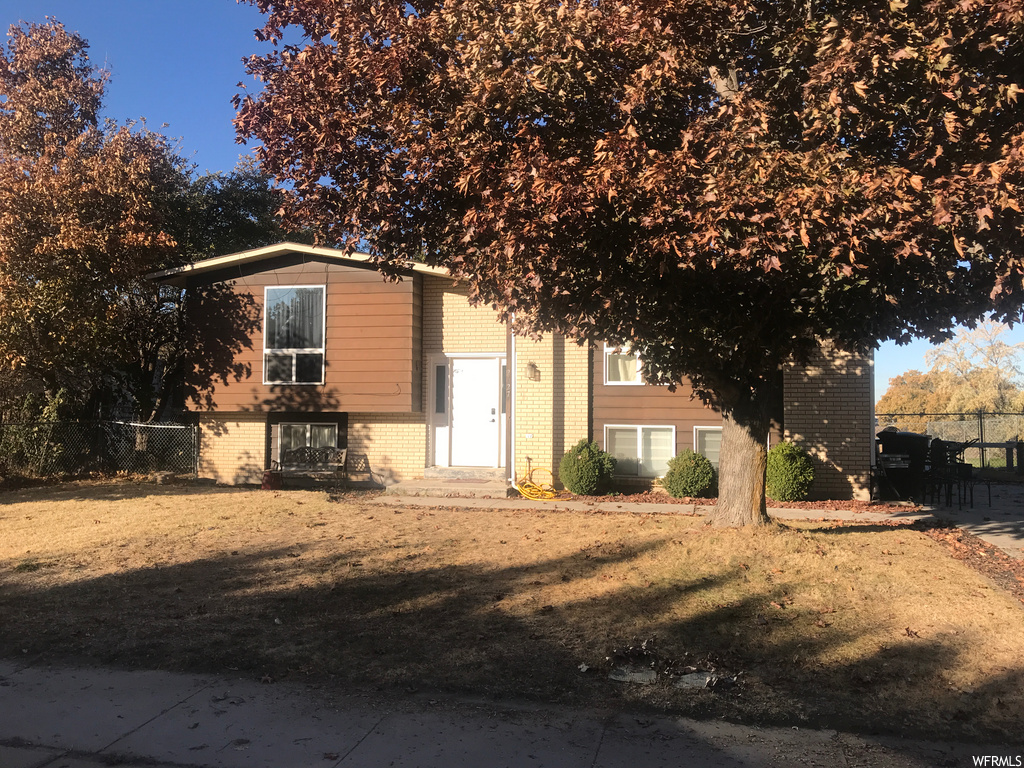 2627 N 1375 W, Clinton, UT 84015