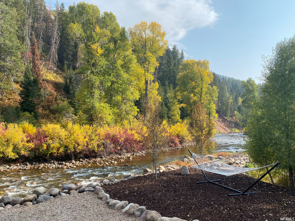3232 E Riverside Dr, Oakley, UT 84055