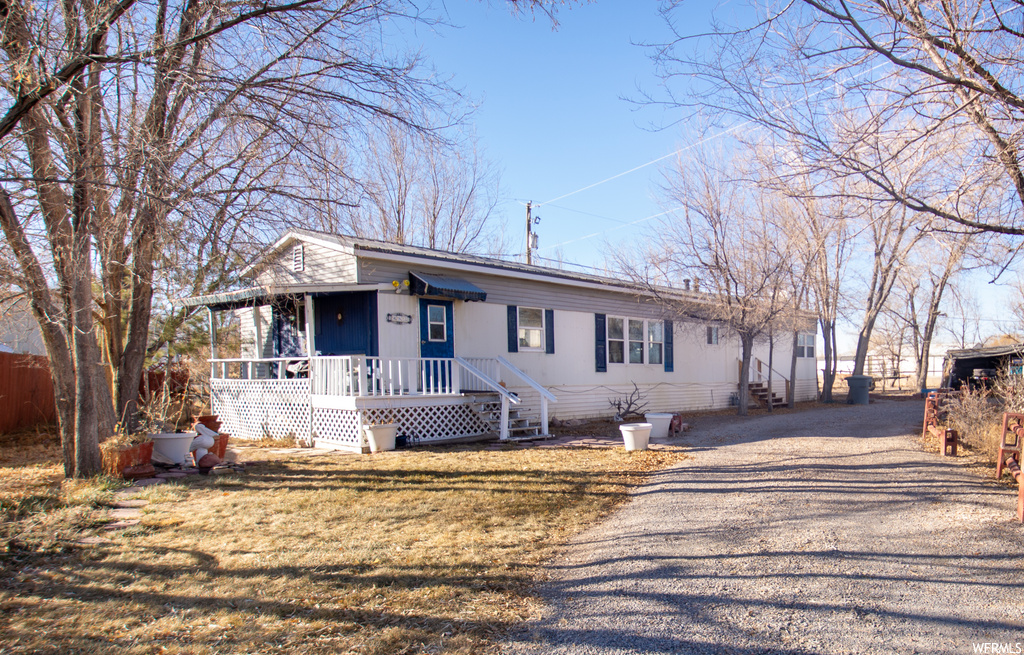 483 Robinhood Dr, Delta, UT 84624