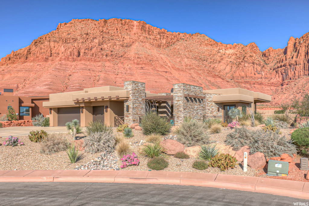 579 E Crestview Cir, Ivins, UT 84738