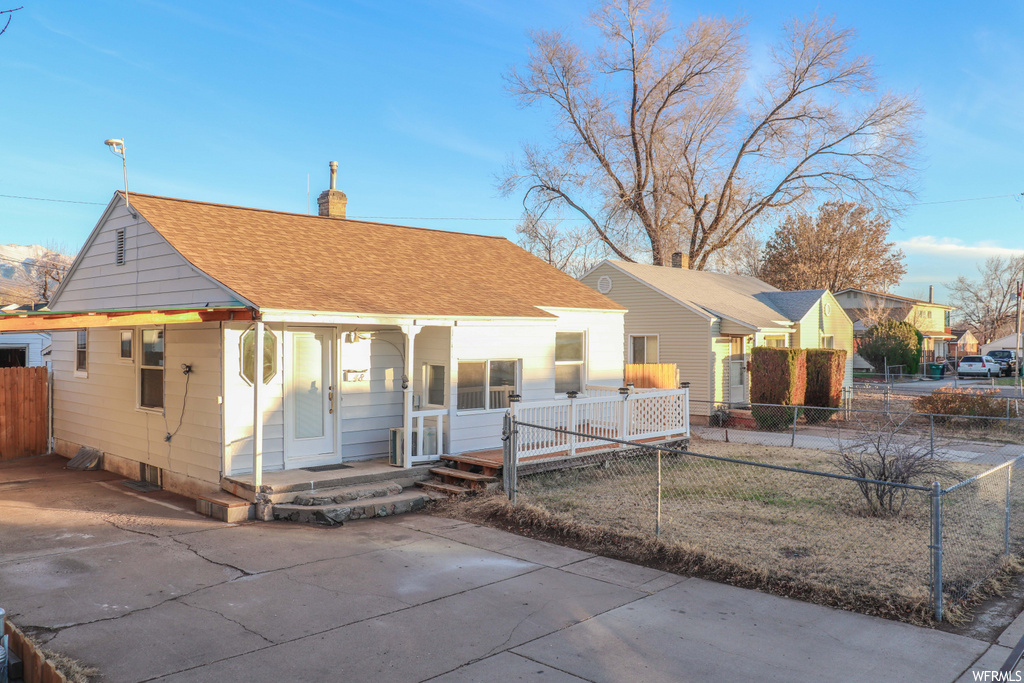 48 Villa Dr, Clearfield, UT 84015