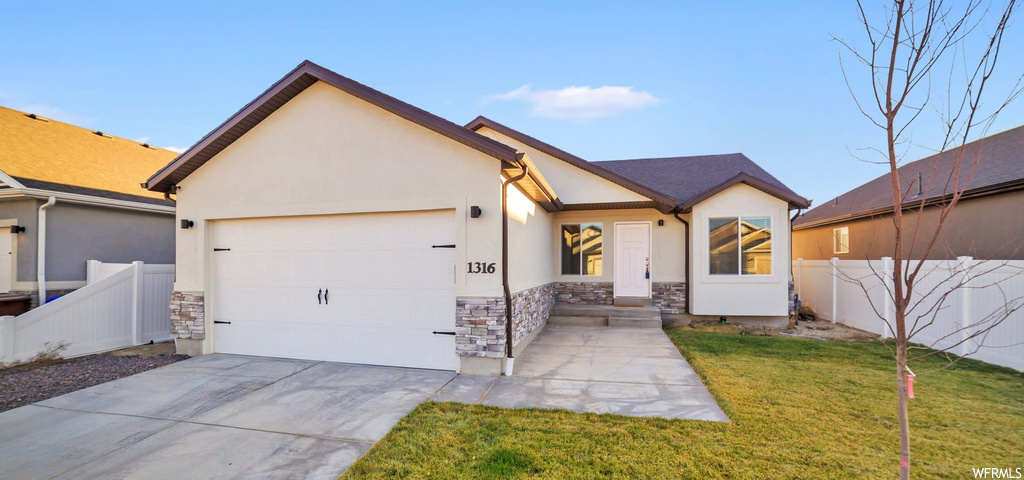 1316 E Skip St, Eagle Mountain, UT 84005