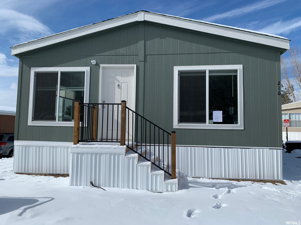 216 Engstrom Way, Layton, UT 84041