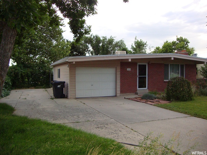 3896 S 850 W, Bountiful, UT 84010