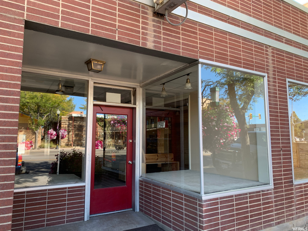 73 W Main St, Vernal, UT 84078