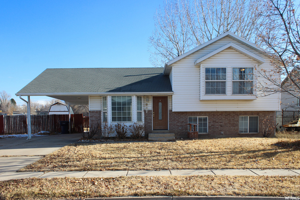 5298 S 2690 W, Roy, UT 84067