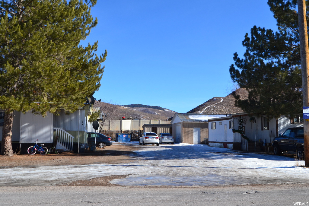 325 S 300 E, Kamas, UT 84036