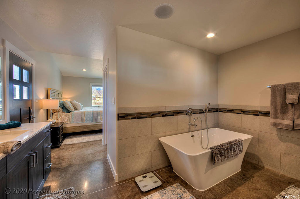 72 TANGREN DR #LOT 1D Moab, UT 84532