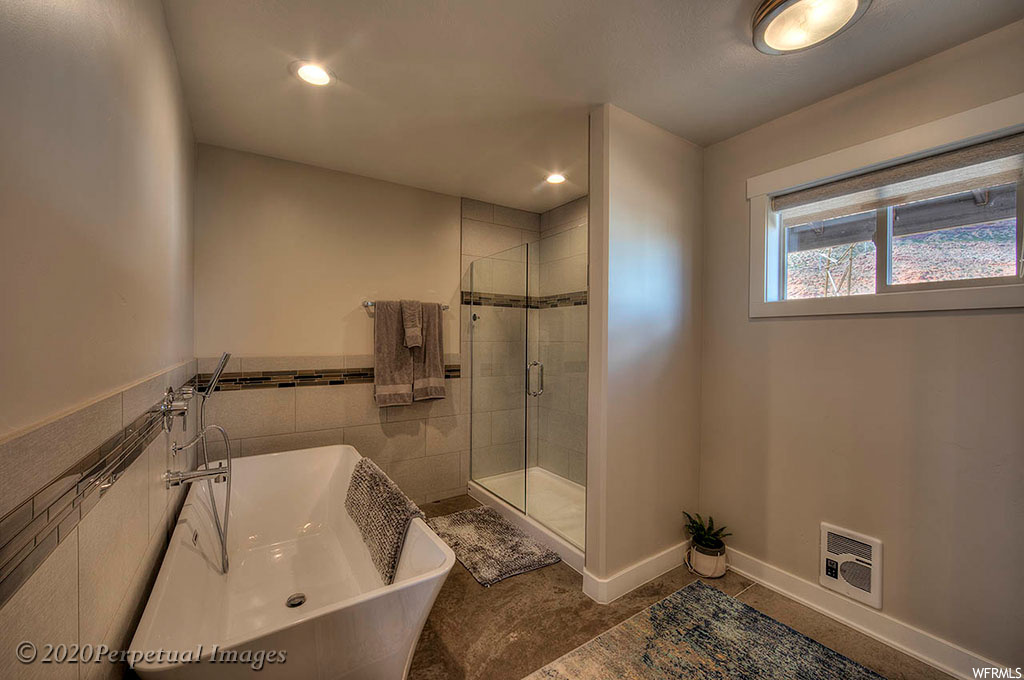 72 TANGREN DR #LOT 1D Moab, UT 84532