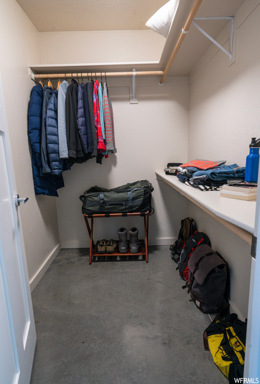 54 S TANGREN DR #1B Moab, UT 84532