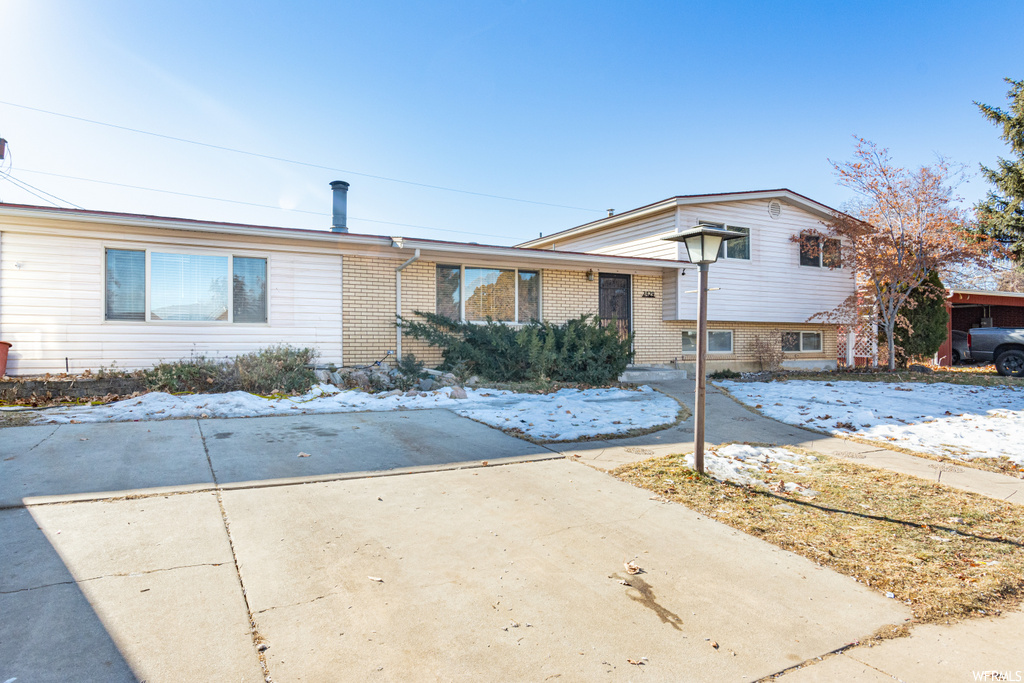 2429 W 4350 S, Roy, UT 84067