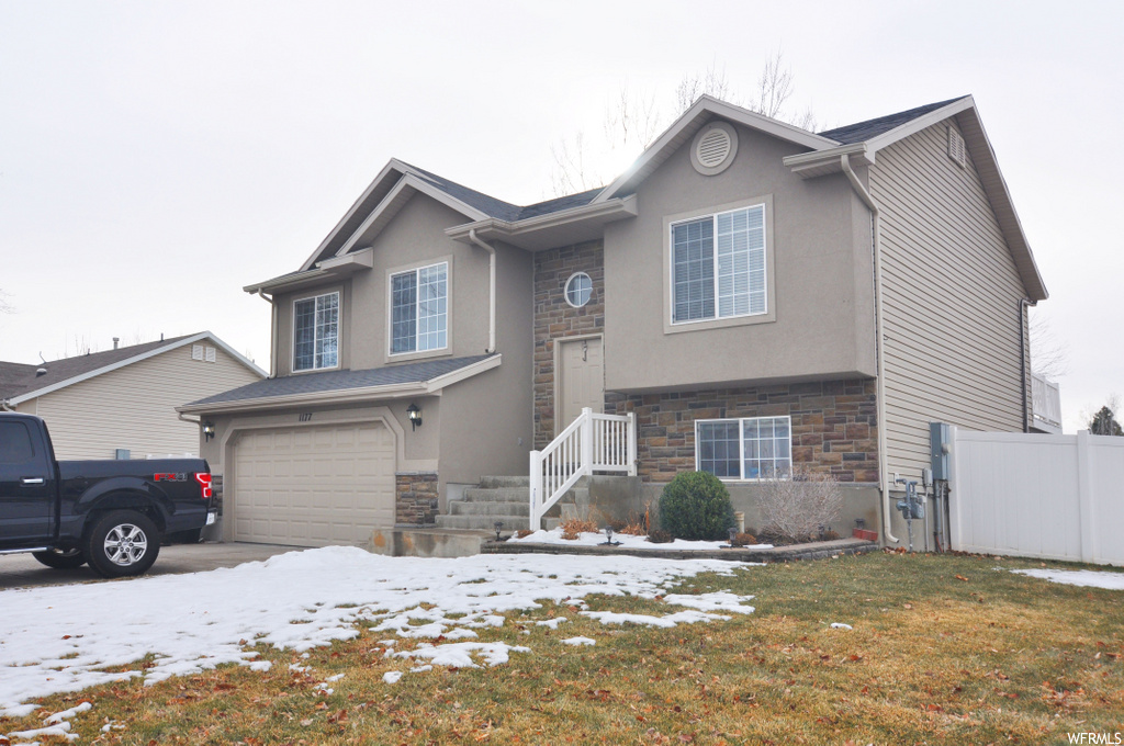 1177 W 1075 N, Clinton, UT 84015