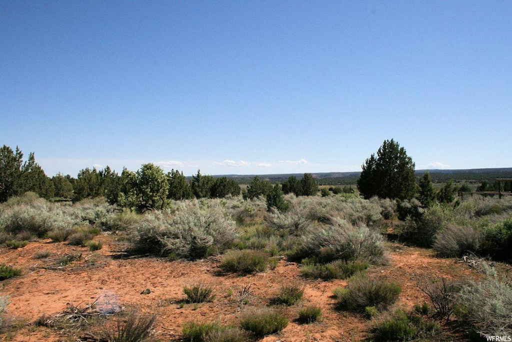 1282 E Red Sage Ln, Apple Valley, UT 84737