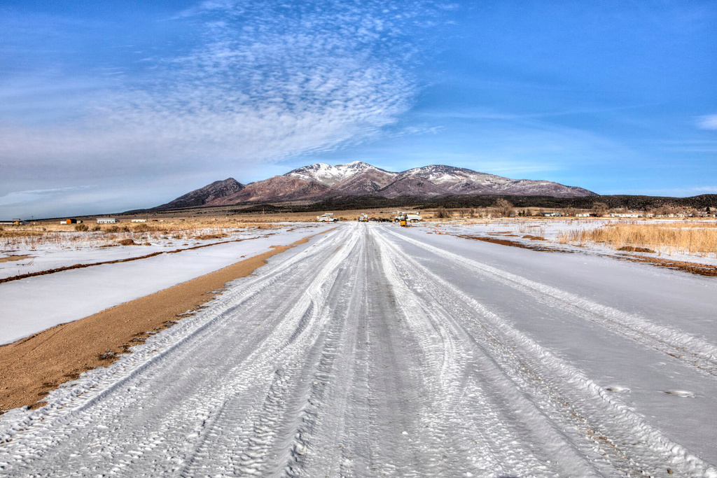 17  DEAN CT La Sal, UT 84530