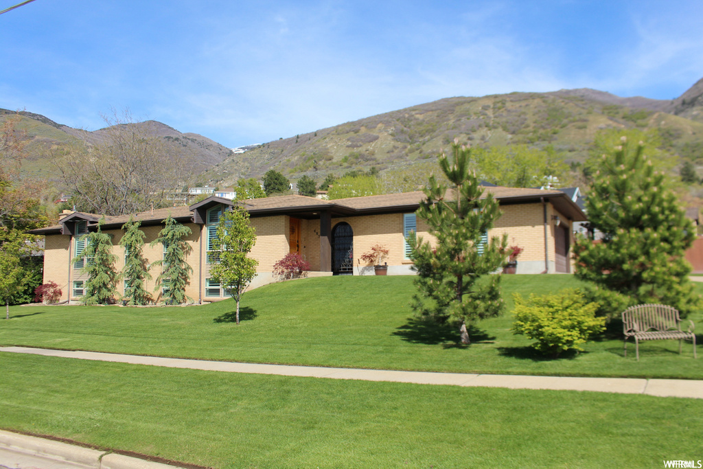485 S Mountain Rd, Fruit Heights, UT 84037