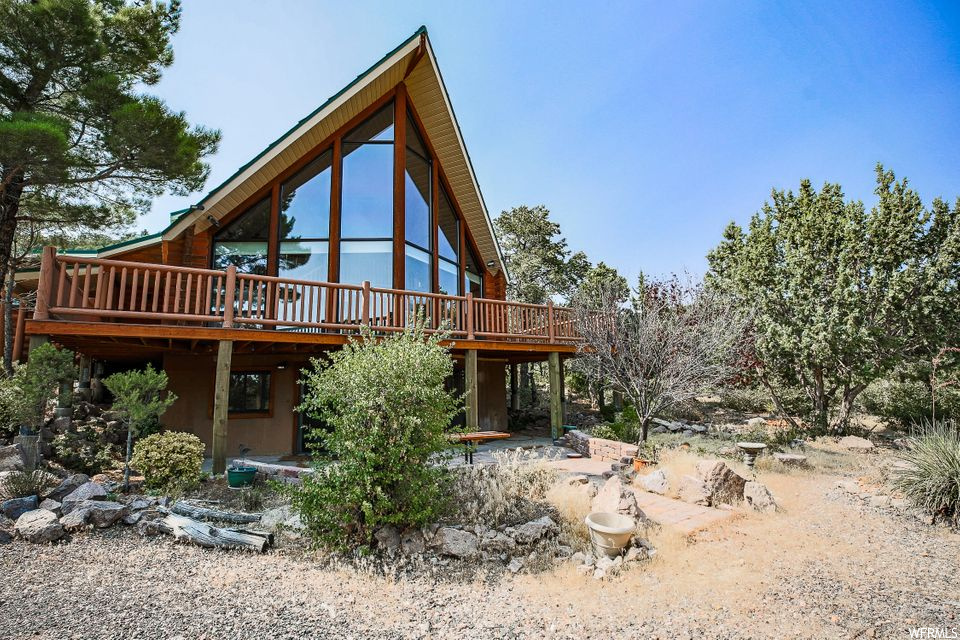 276 W Carson Cir, Central, UT 84722
