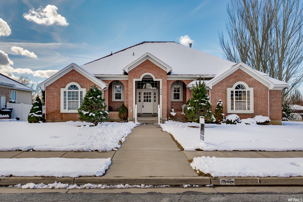 846 Eagle Way, Fruit Heights, UT 84037